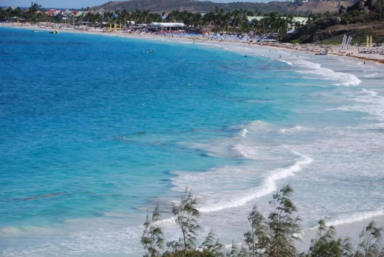 Appartement Ocean Front Studio , Step To The Beach Cul de Sac