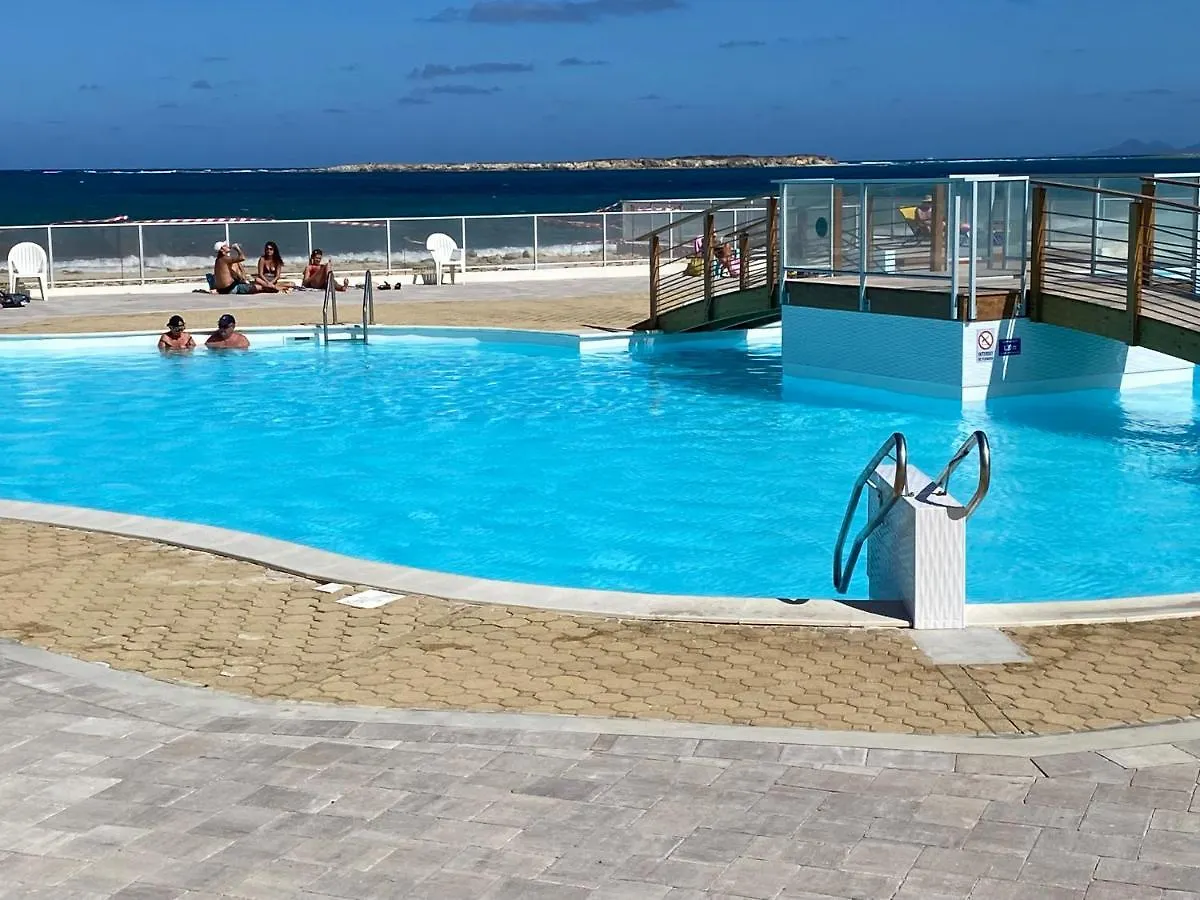 Ocean Front Studio , Step To The Beach Cul de Sac